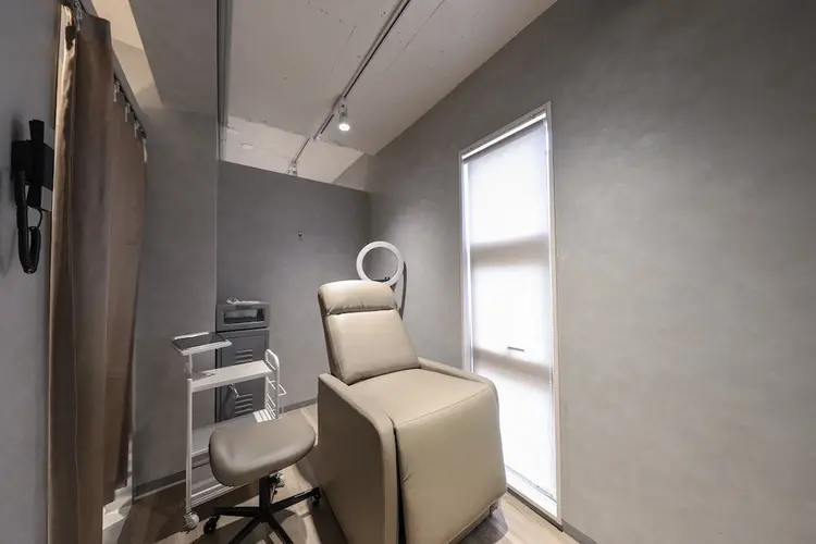 iny share salon原宿店【Raymy-eyelash.eyebrow】の内観・外観3