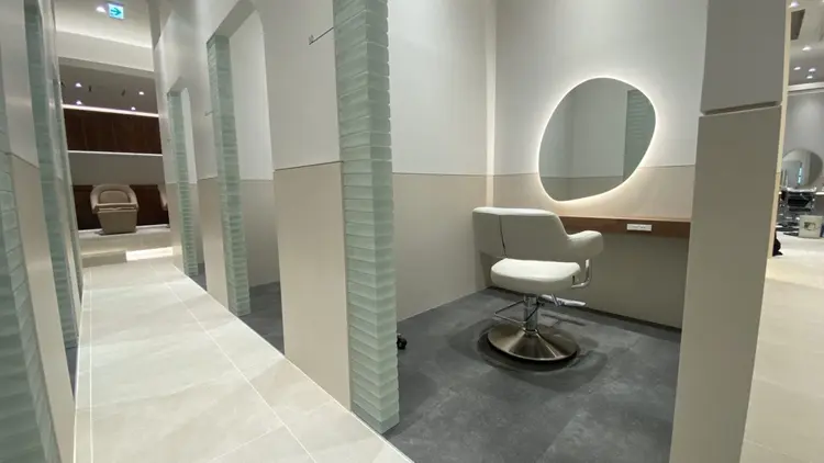 SALOWIN    銀座RAY 2の内観・外観2