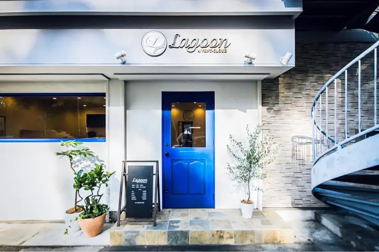 LAGOONの内観・外観1