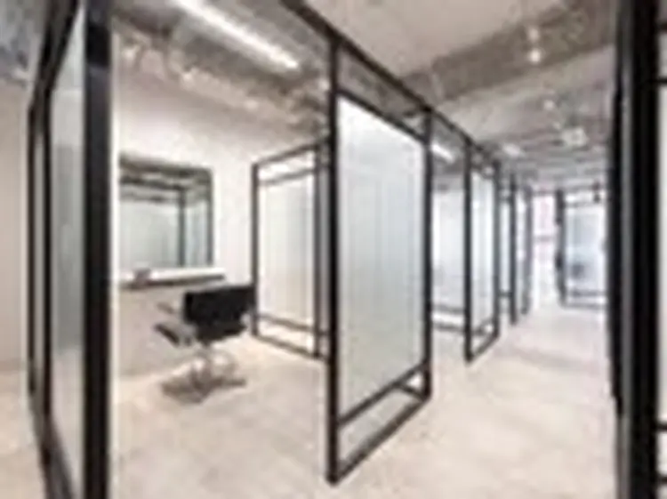 SALOWIN 梅田の内観・外観1