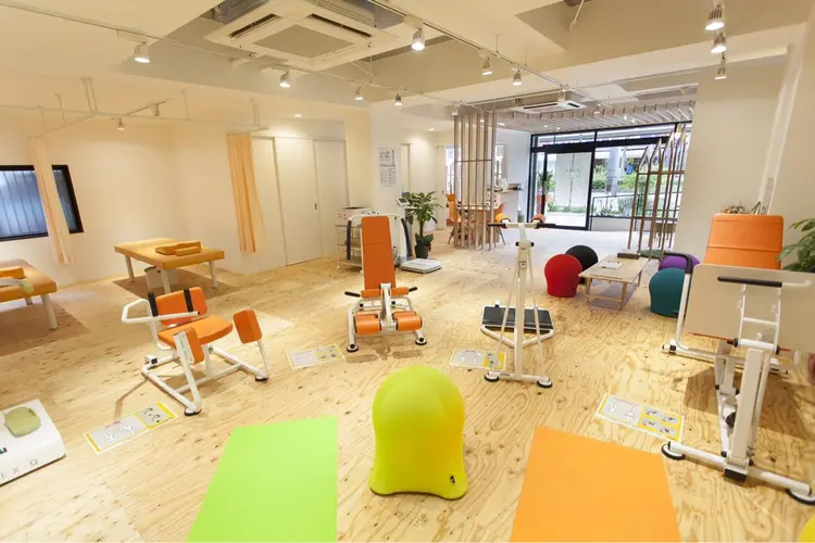 トータル健康スペースDBHSの内観・外観1