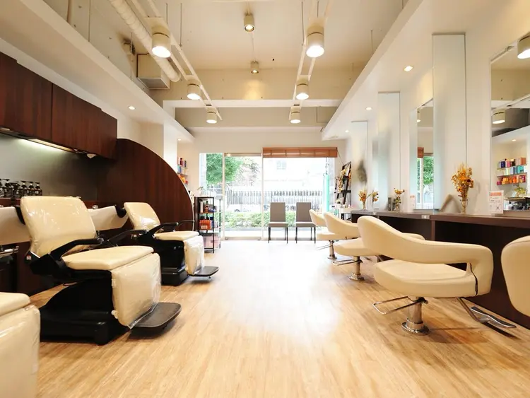 ripple hair west(リプルヘアー ウェスト)の内観・外観2