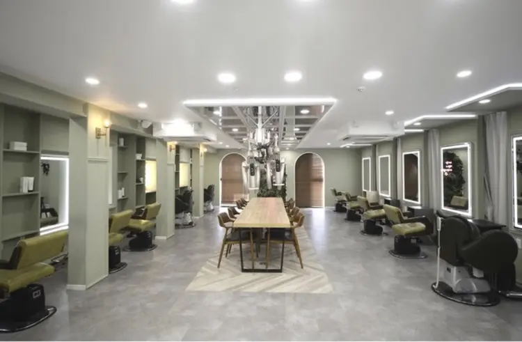 ゴニトウキョウの内観・外観1