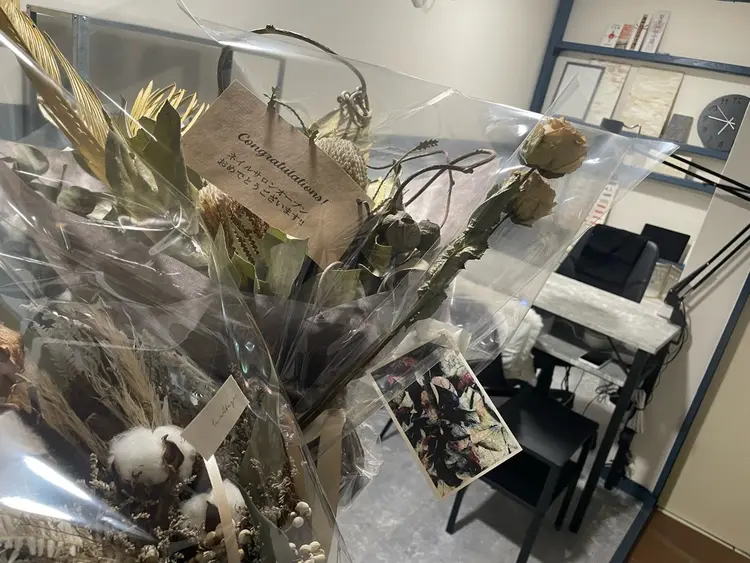 nail&beautysalon Ari33の内観・外観2