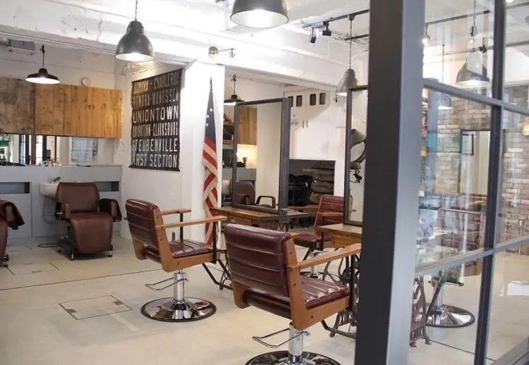 メンズ眉毛サロンラボの内観・外観3