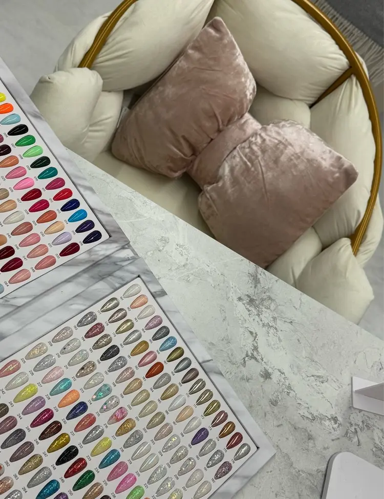 YJ Nail Salonの内観・外観3