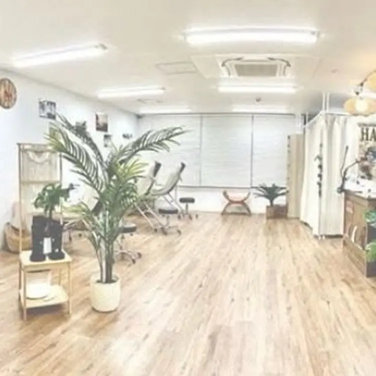 ラヴァンヤ新白岡店の内観・外観1