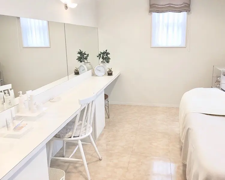 POLA La.sarasの内観・外観2