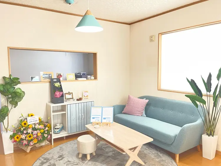 MojoSalonの内観・外観1