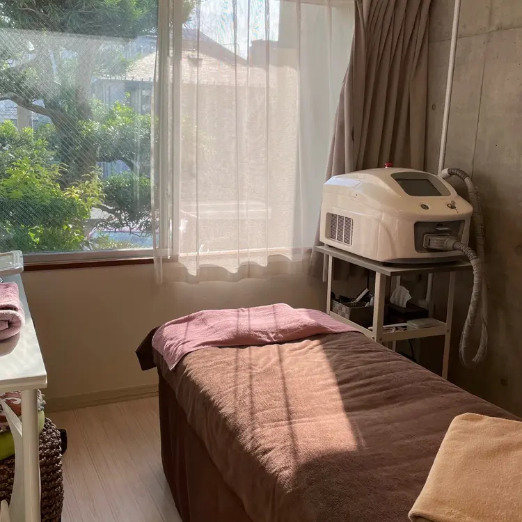 ES esthetiquesalonの内観・外観3