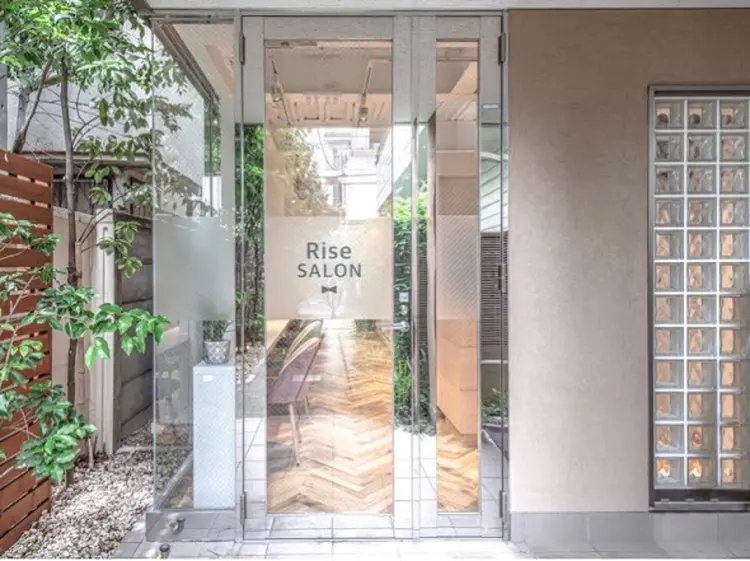 B3 SHARE SALONの内観・外観1