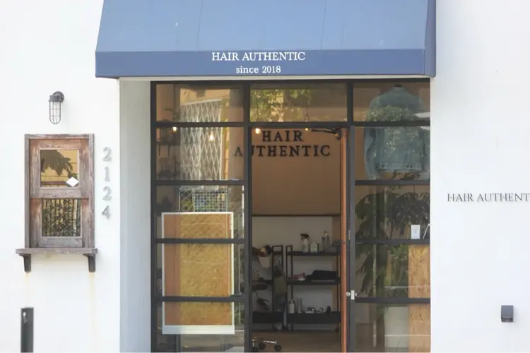 hair authentic 【ヘアーオーセンティック】の内観・外観1