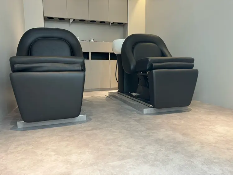 lar 立川南口の内観・外観2