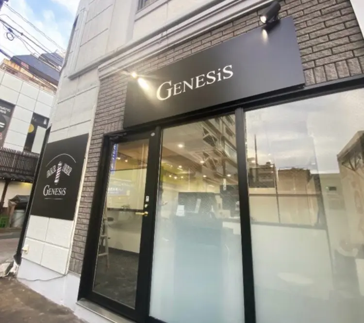 GENESiSの内観・外観1