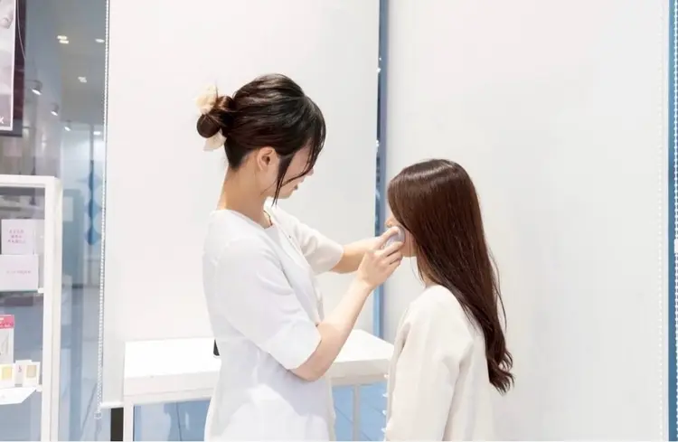 pola小倉駅前店の内観・外観2