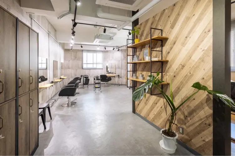 become men's hair栄店の内観・外観2