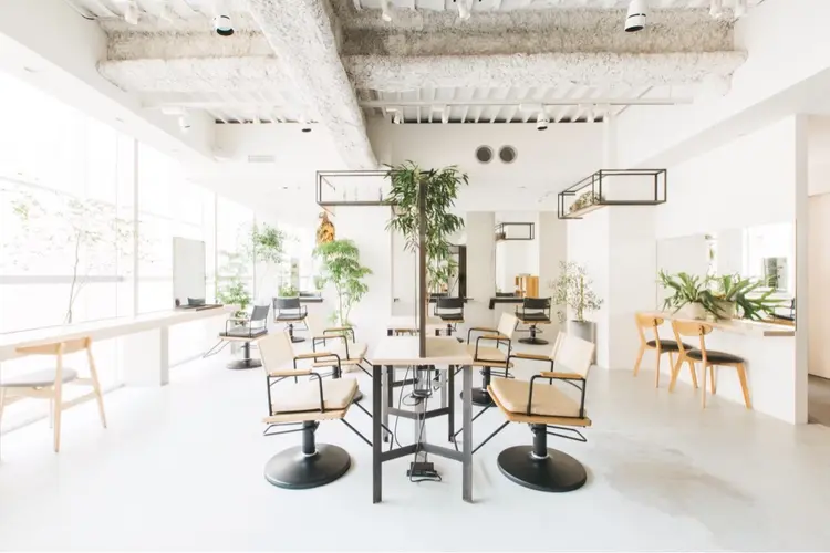 FILMSの内観・外観1