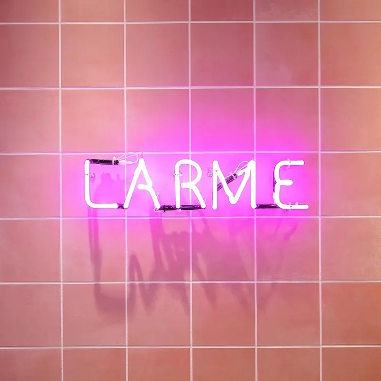 LARME  by  seaの内観・外観1