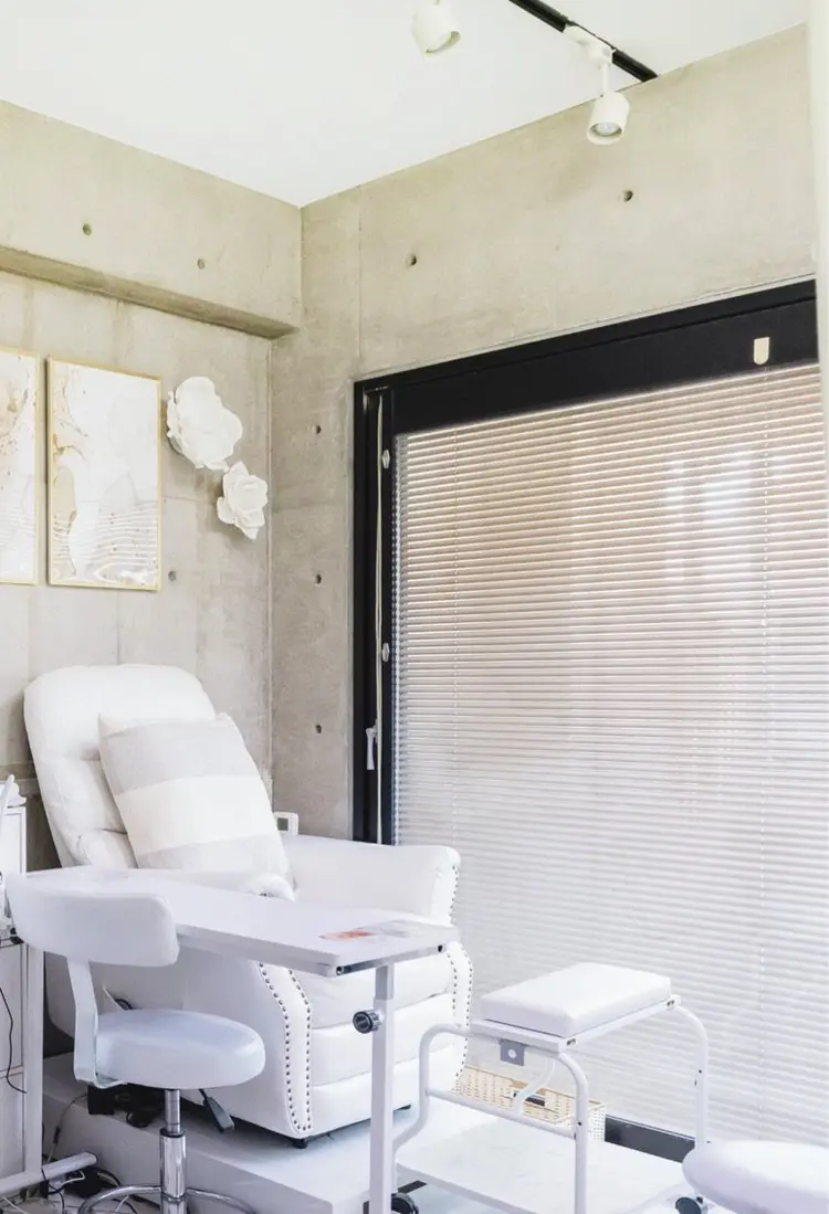 リアーナネイルスクールの内観・外観2