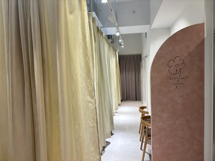 amii+eyesalonの内観・外観3