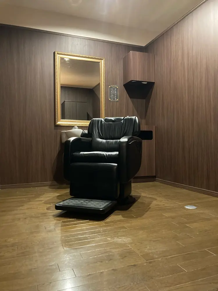 BARBER CLASSICSの内観・外観1