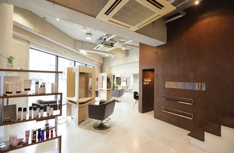 rock work ORANGEの内観・外観2