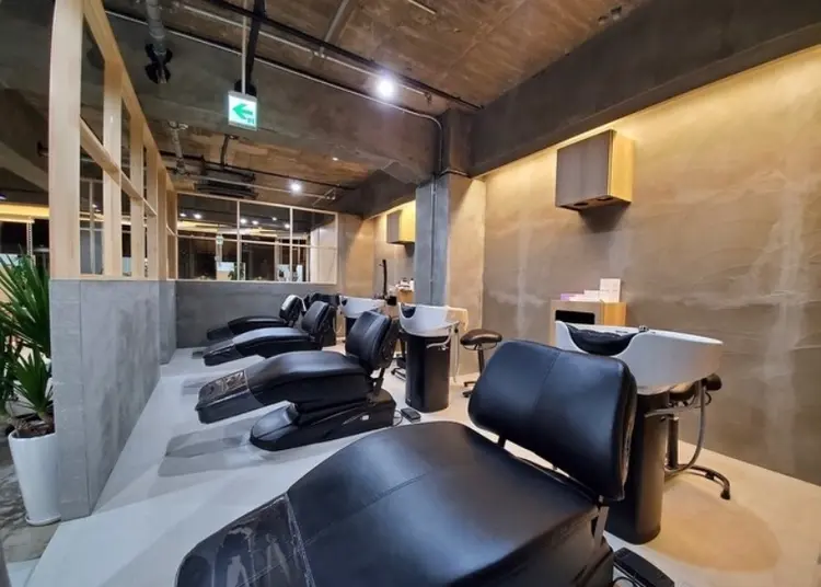 freera kyoto 河原町三条店の内観・外観2