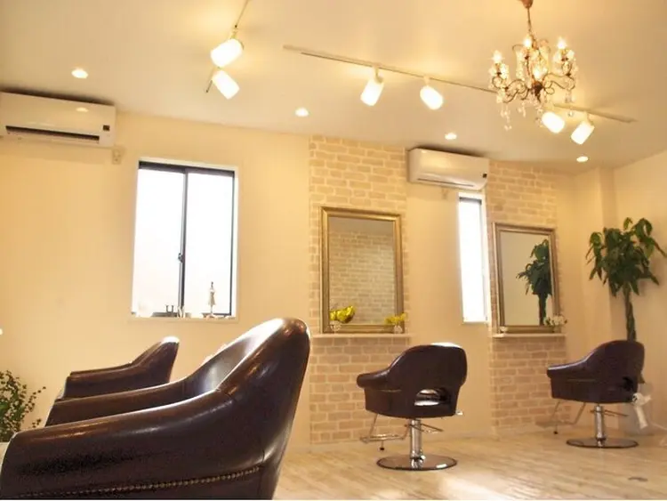 Le ciel hair & makeの内観・外観1