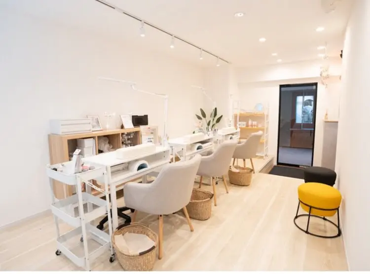 Pearl nail辻堂店の内観・外観1