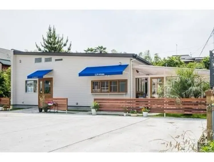 ROOTS hair designの内観・外観1