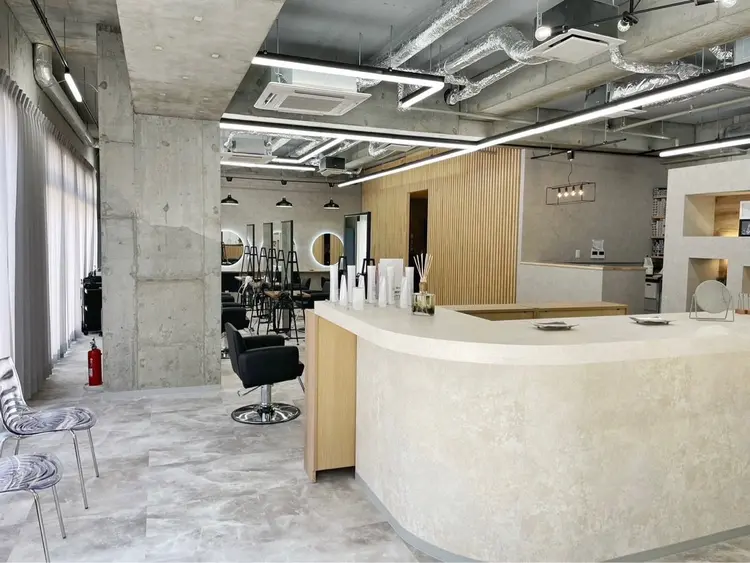 tintの内観・外観1