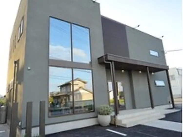 QUON.伊勢崎店の内観・外観1