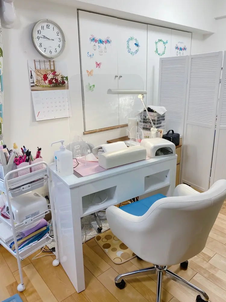 ピカフロールの内観・外観1