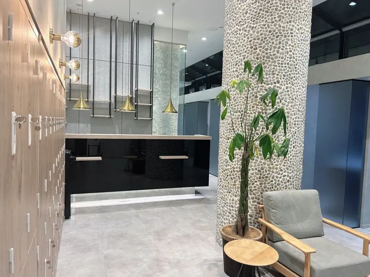 EMANON心斎橋店の内観・外観1