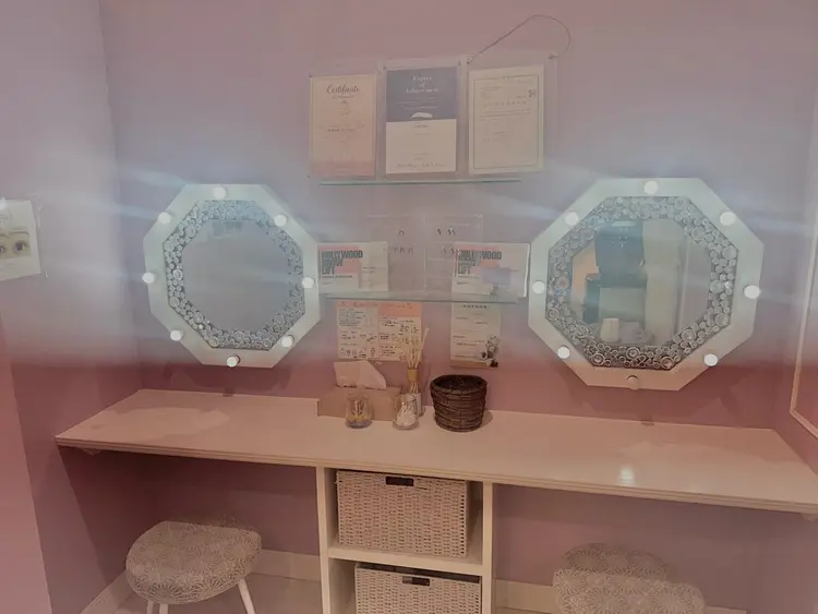 Eye be Lush横浜店の内観・外観3