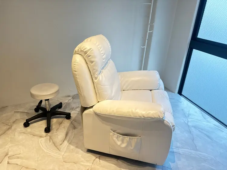 Chic Brow【シックブロウ】の内観・外観1