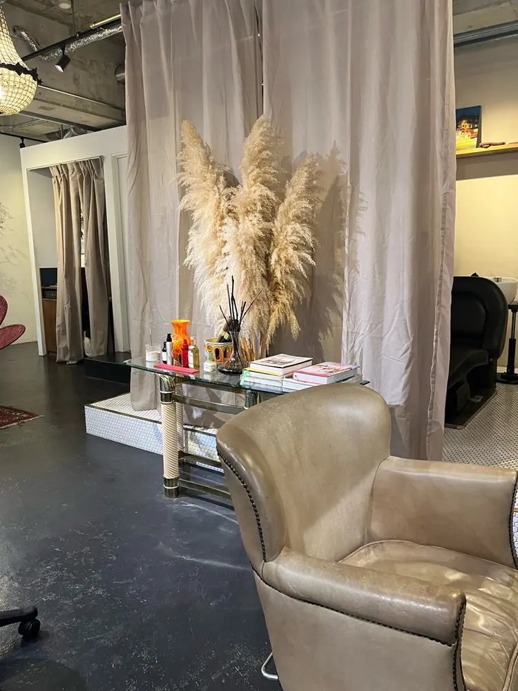 SPURの内観・外観3