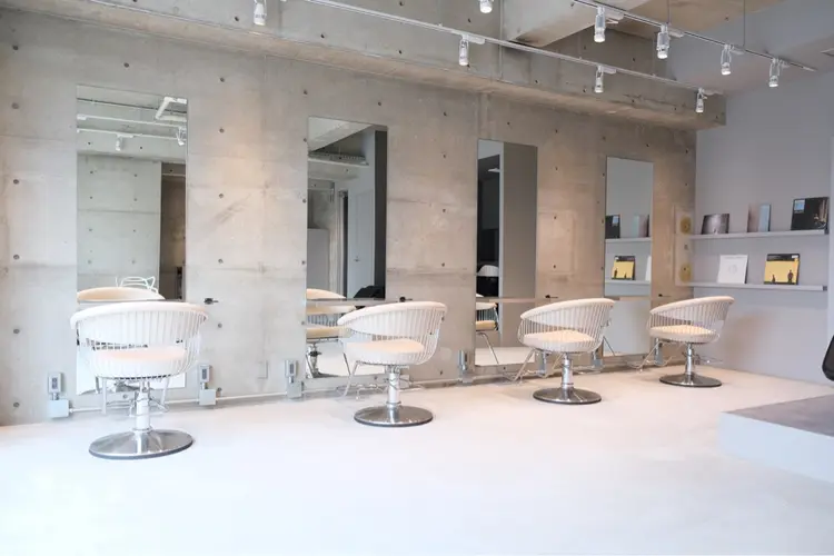 IDEN  AND TITYの内観・外観1