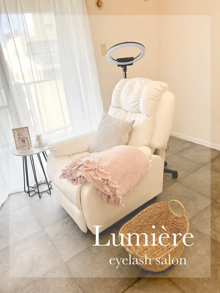 eyelash salon Lumièreの内観・外観1