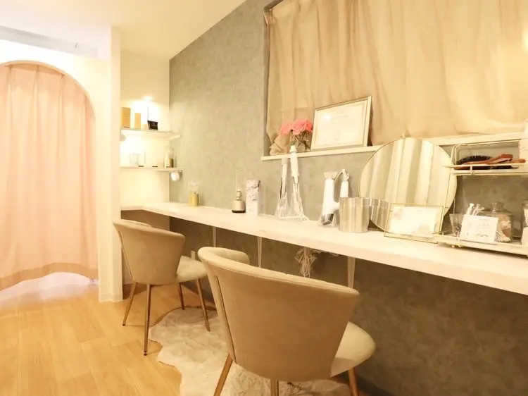 まつげパーマ&アイブロウMIRIの内観・外観3