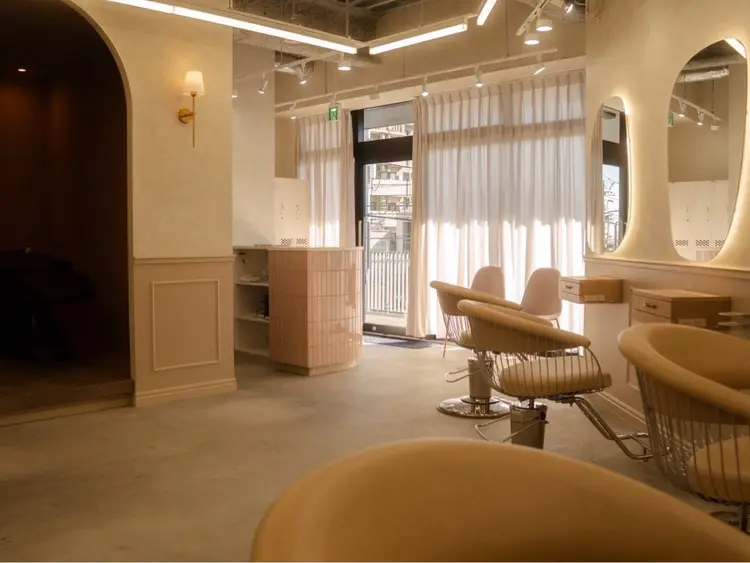 The C 橋本の内観・外観1