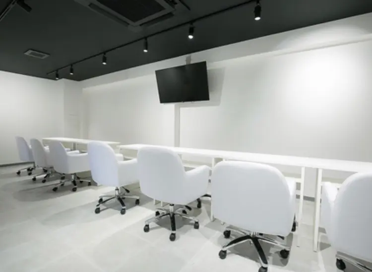 ツメイクの内観・外観1