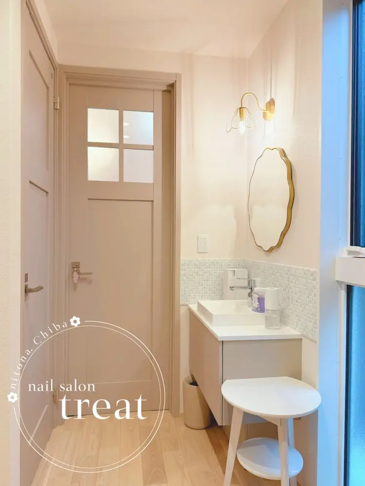 nail salon treatの内観・外観2