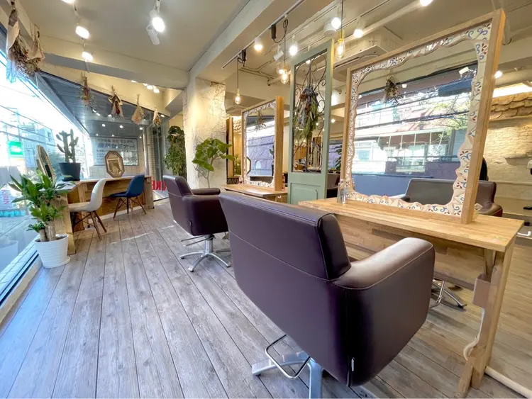 CREDGARDEN吉祥寺店の内観・外観2