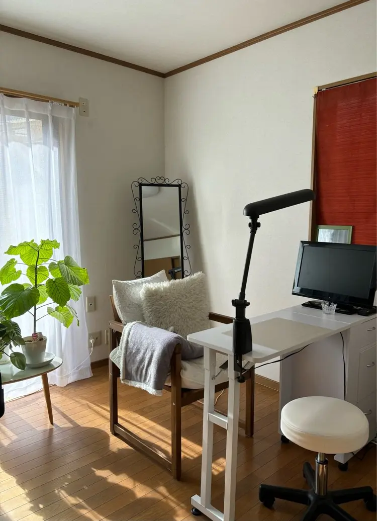 Schön nailの内観・外観1