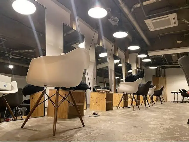 col asabuの内観・外観1