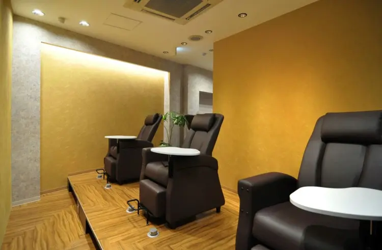 Lash&brow PORTE269布施店の内観・外観3