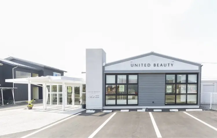 アールドヴィーヴル小松の内観・外観1