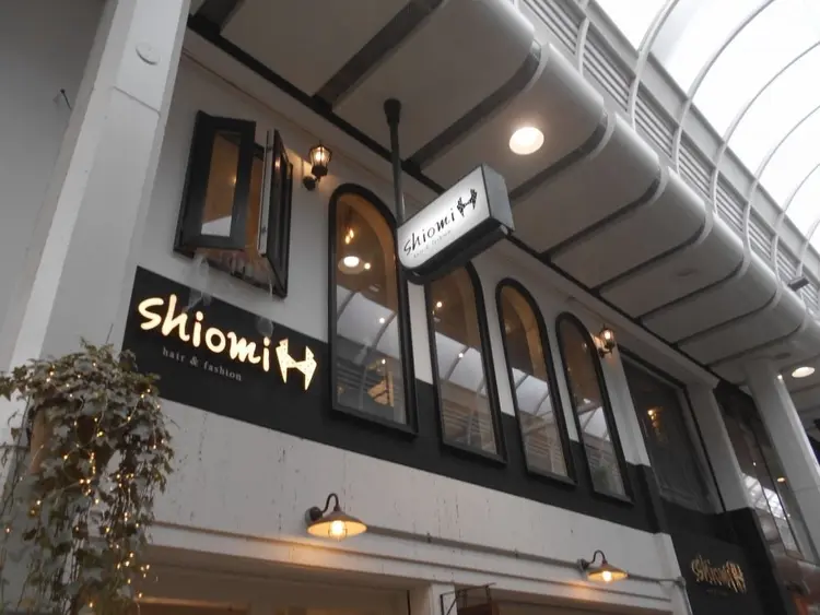 hair&fashion shiomi Hの内観・外観1