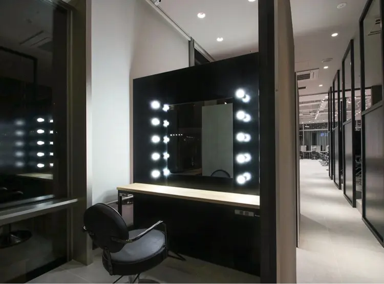 ALBUM銀座店の内観・外観2